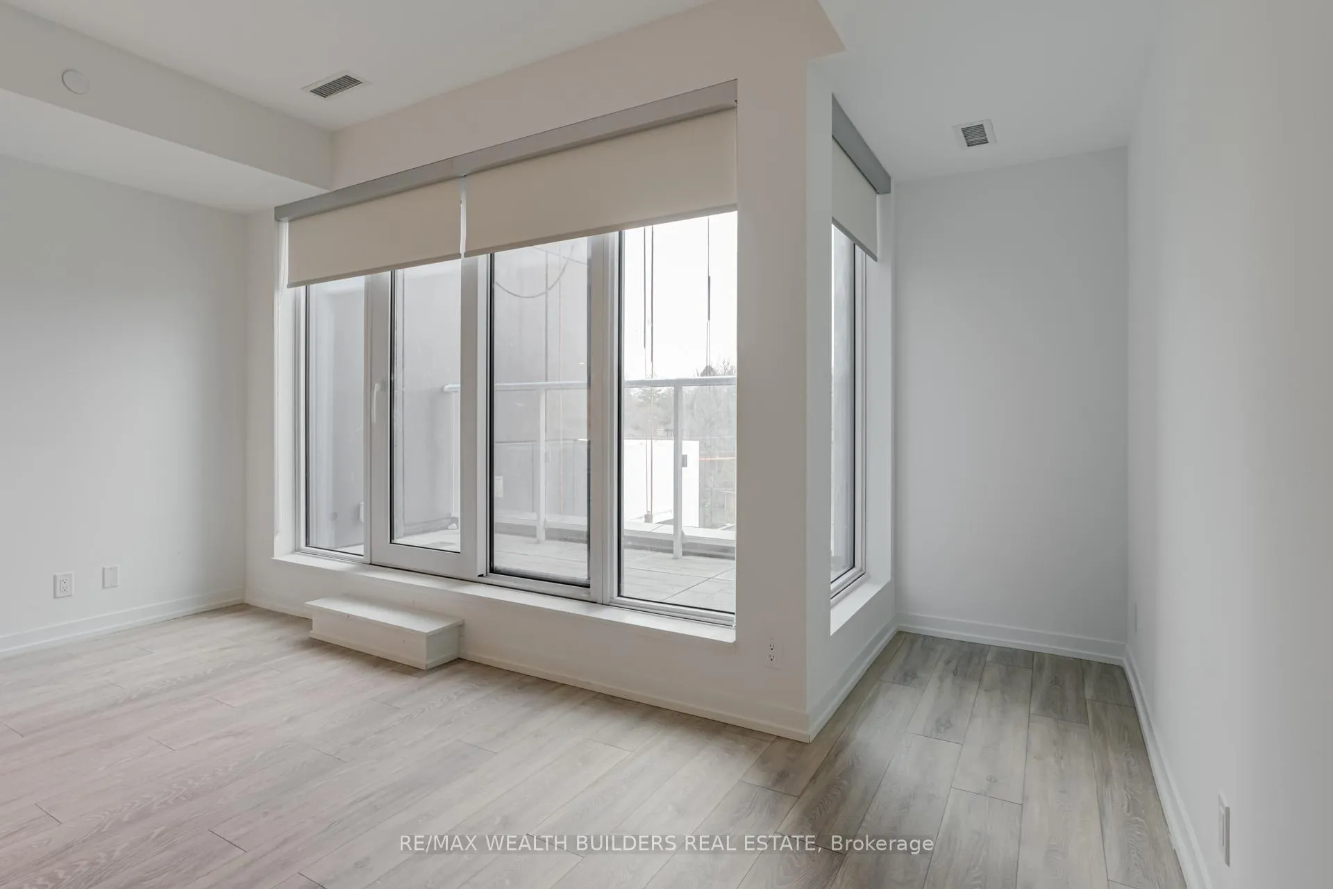 Photo 11 of Unit 627, 2020 Bathurst Street, Toronto, Humewood-Cedarvale — HOMEH