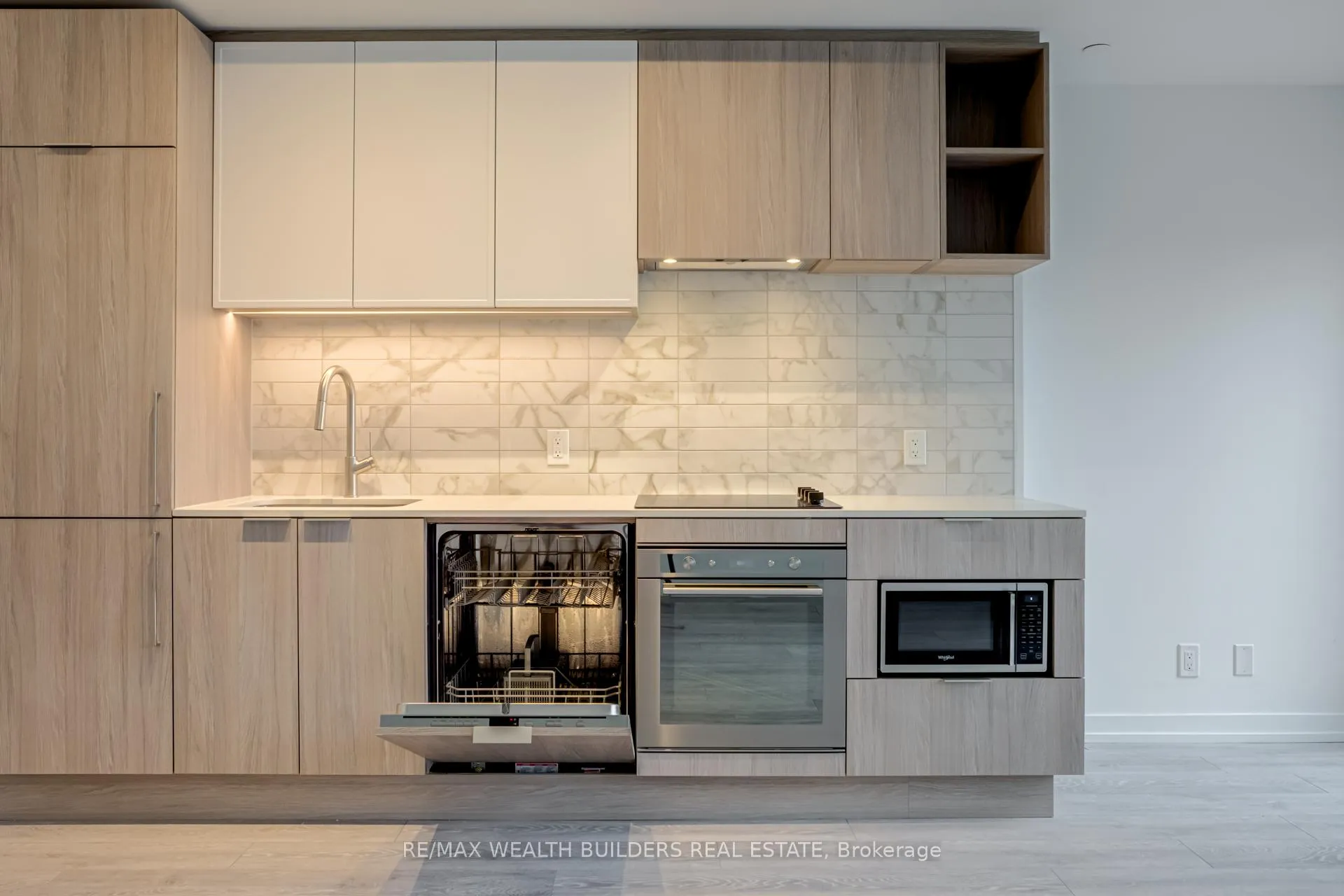Photo 16 of Unit 627, 2020 Bathurst Street, Toronto, Humewood-Cedarvale — HOMEH