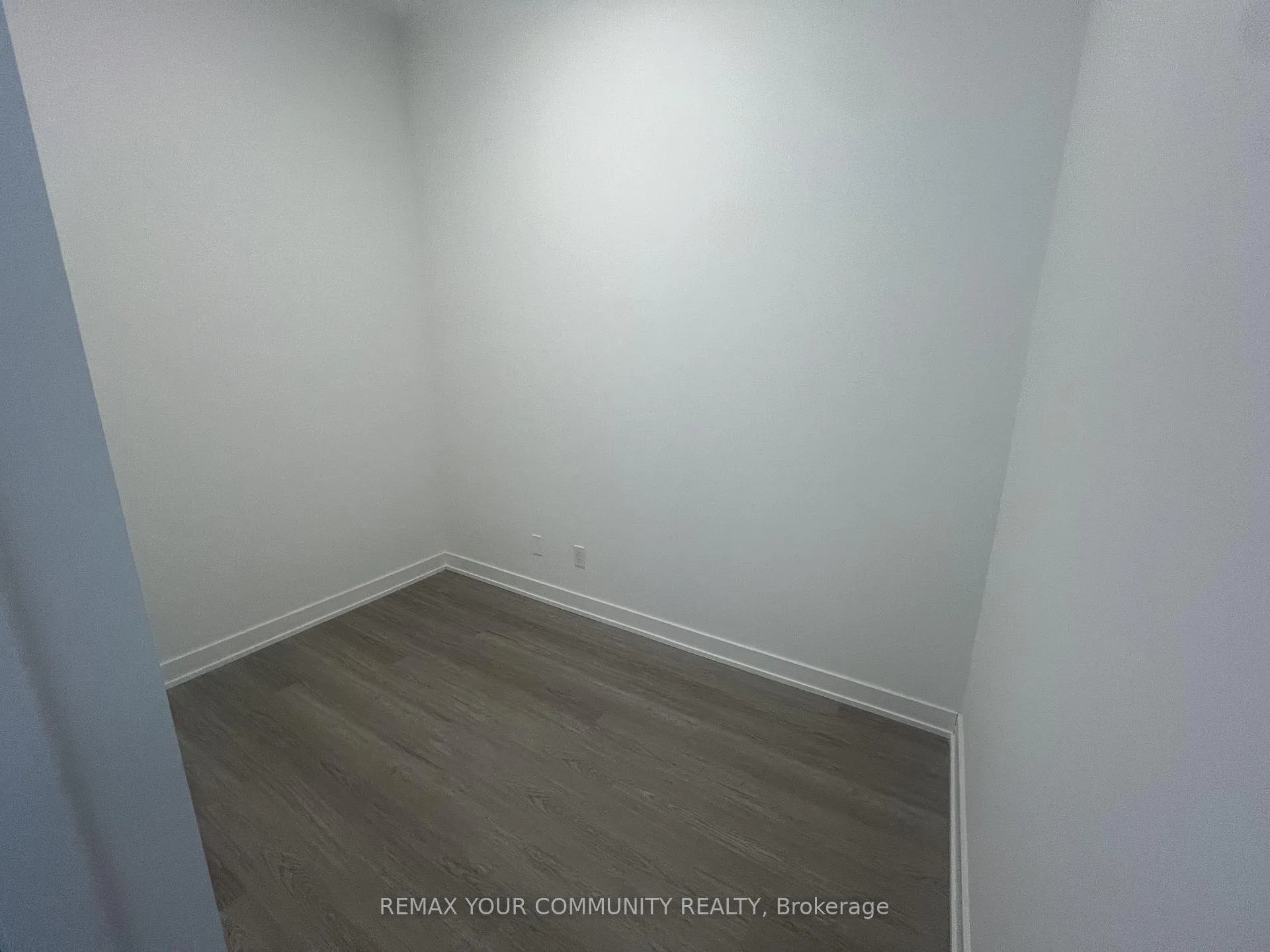 Photo 12 of Unit 606, 8188 Yonge Street, Vaughan, Uplands — HOMEH