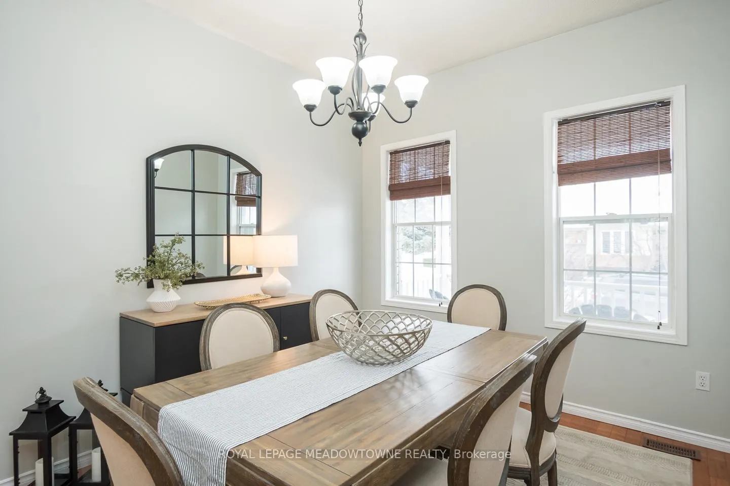 Photo 8 of 1617 Gowling Terrace, Milton, Clarke — HOMEH