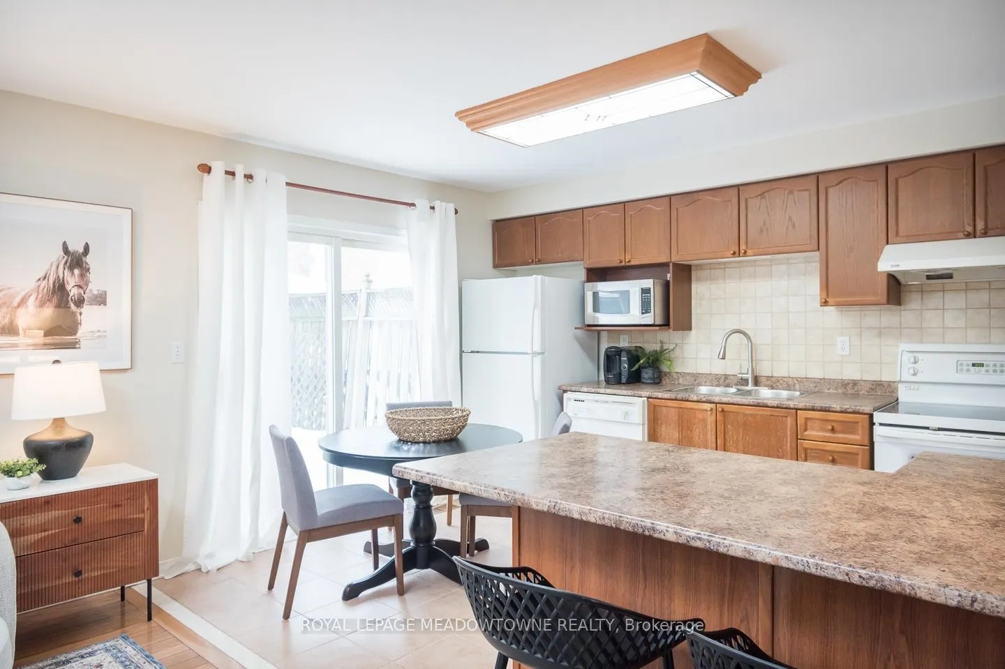 Photo 13 of 1617 Gowling Terrace, Milton, Clarke — HOMEH