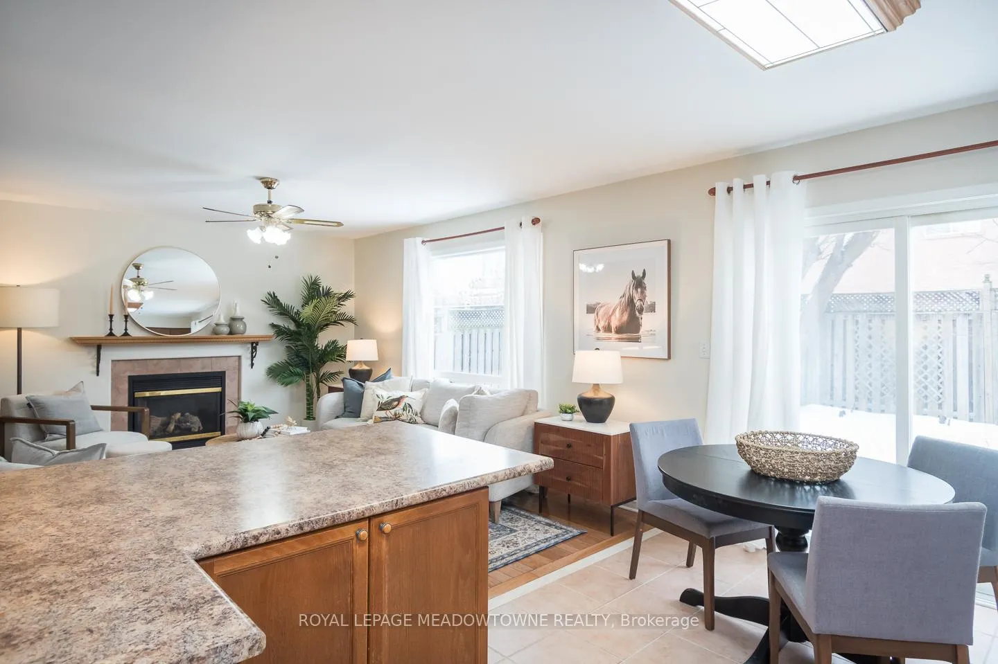 Photo 16 of 1617 Gowling Terrace, Milton, Clarke — HOMEH