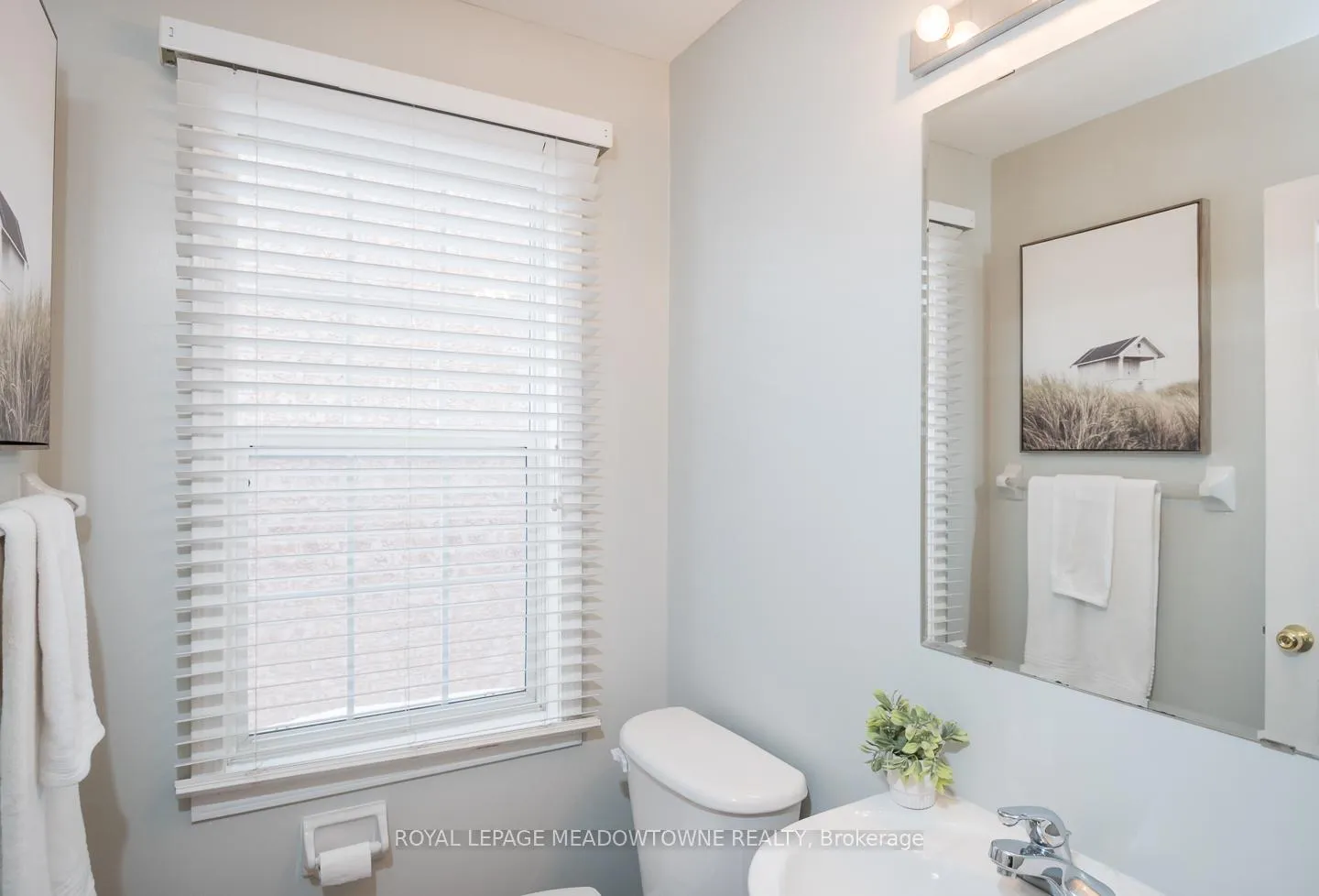 Photo 17 of 1617 Gowling Terrace, Milton, Clarke — HOMEH