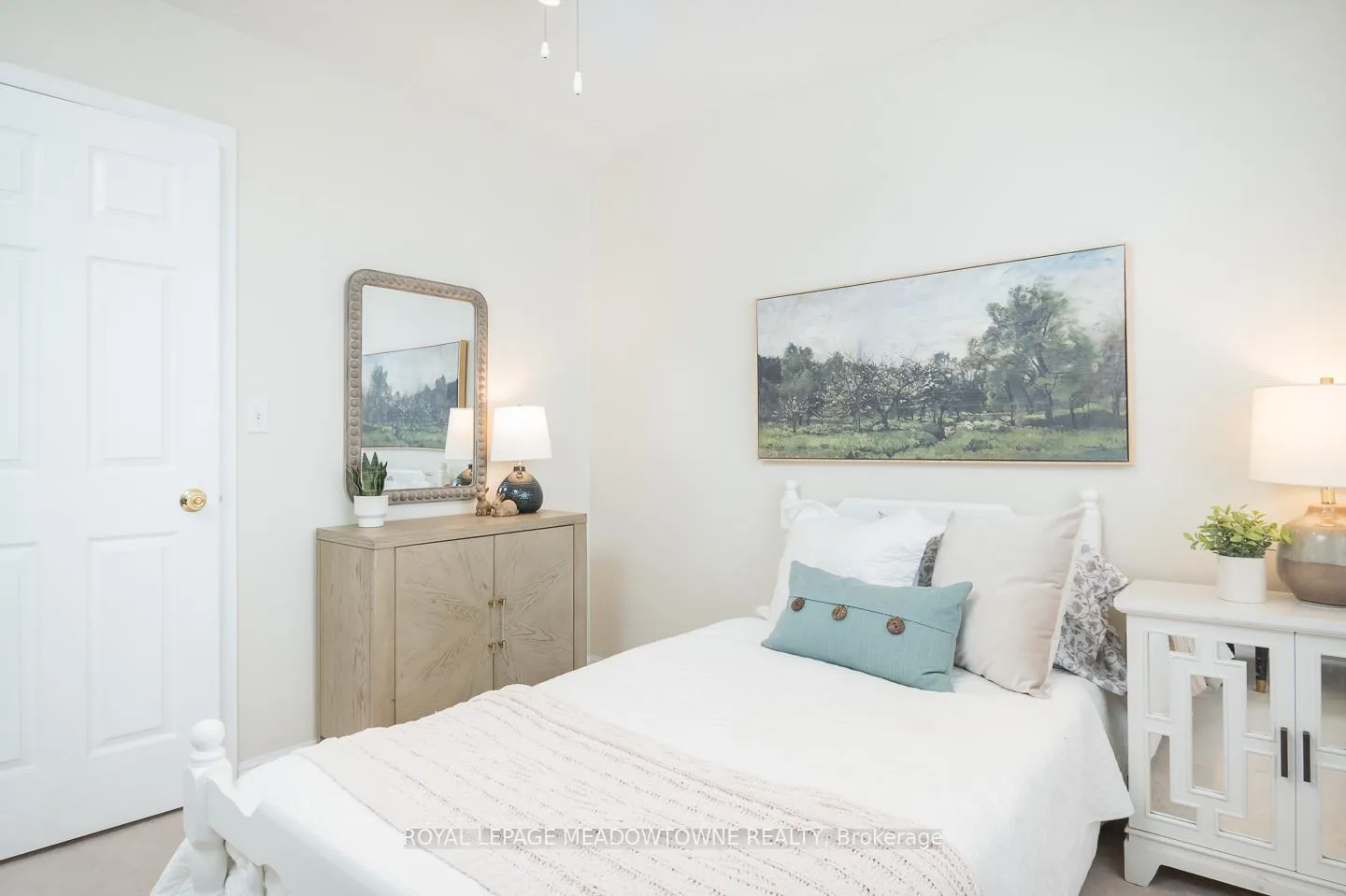 Photo 23 of 1617 Gowling Terrace, Milton, Clarke — HOMEH