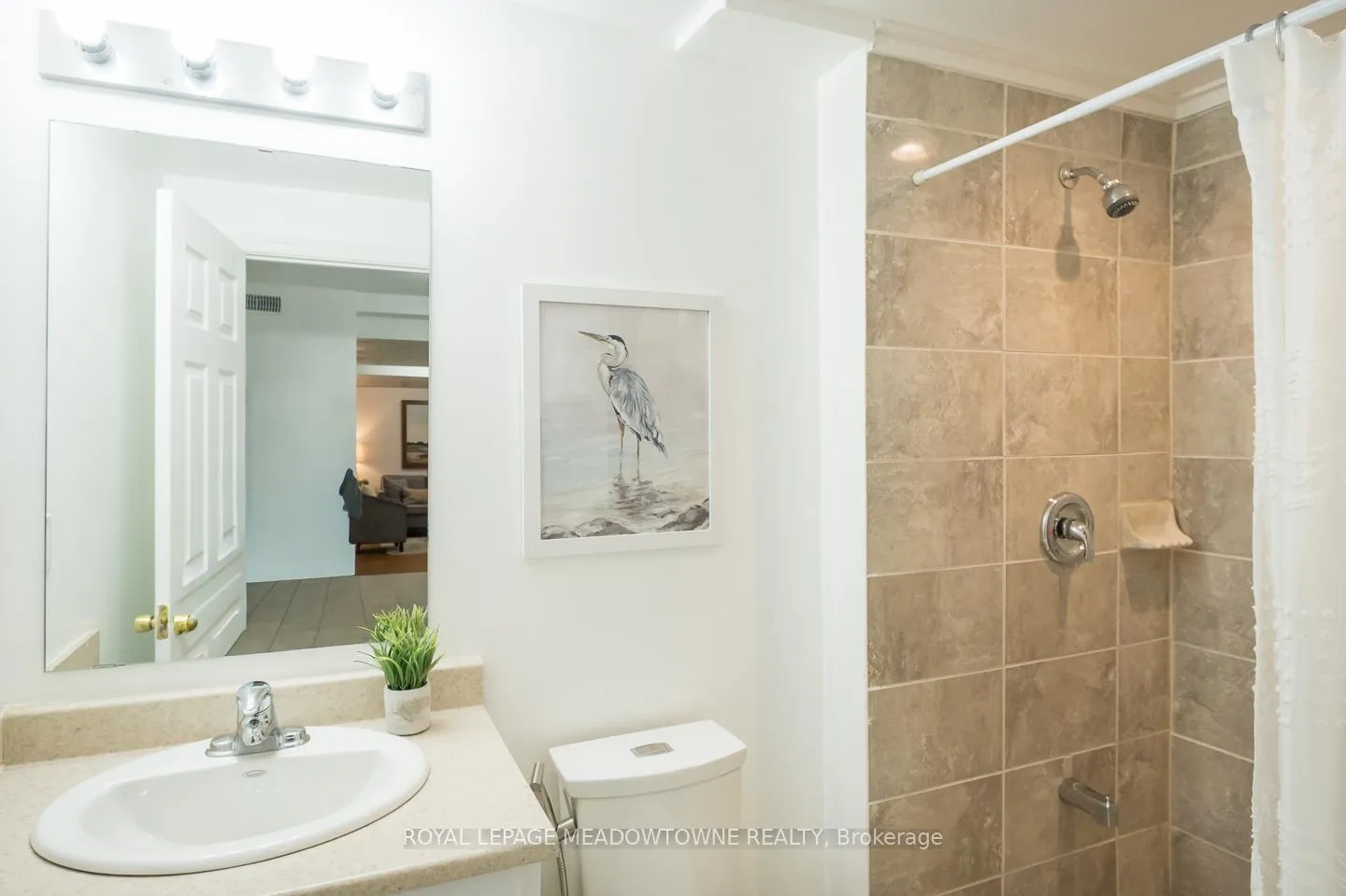 Photo 32 of 1617 Gowling Terrace, Milton, Clarke — HOMEH