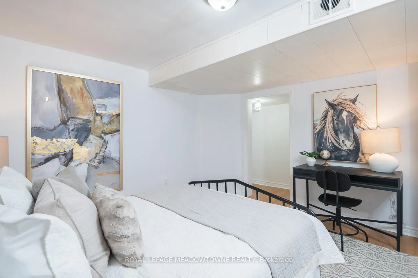 Photo 37 of 1617 Gowling Terrace, Milton, Clarke — HOMEH