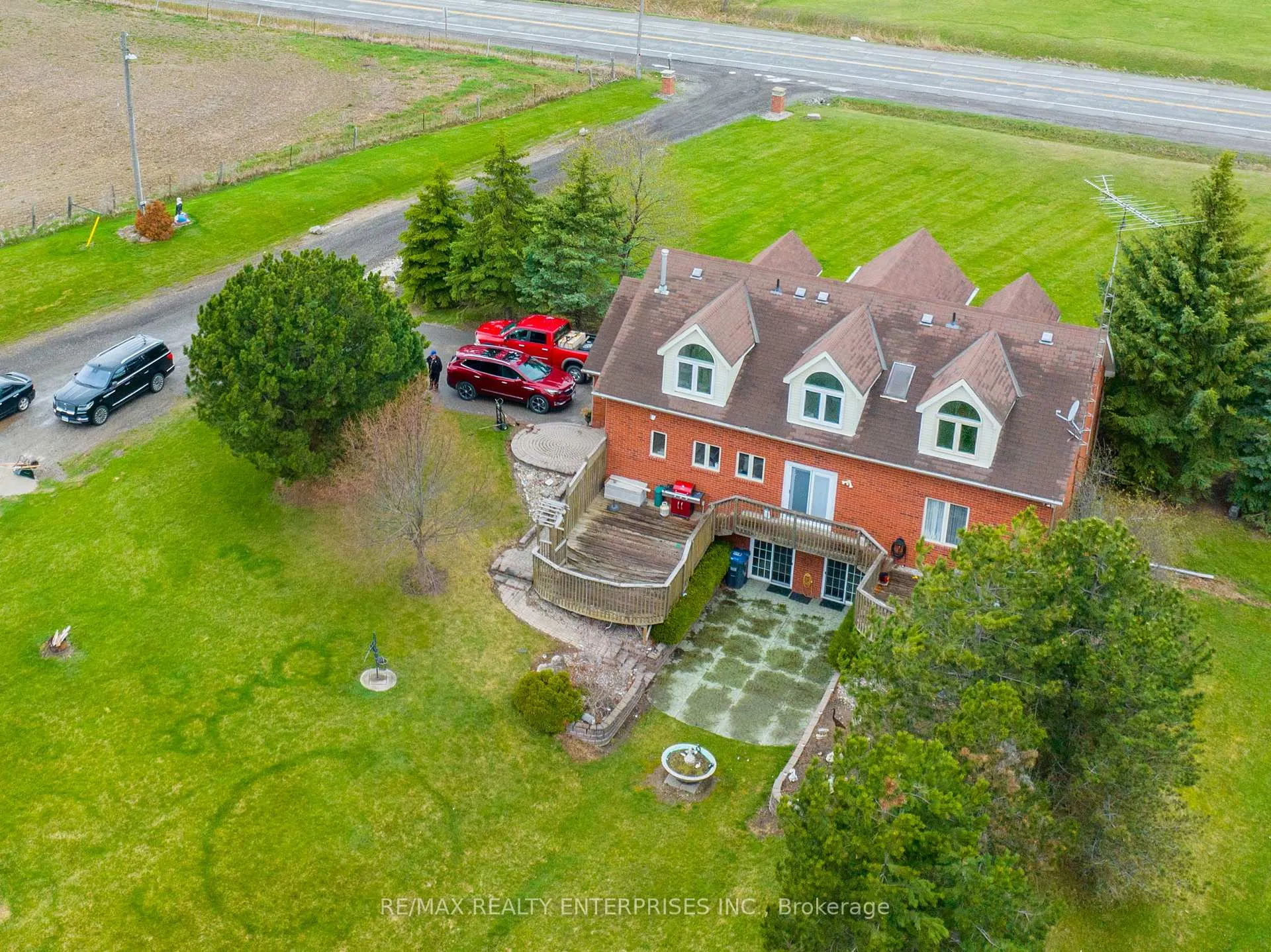 Photo 2 of 767 Mayfield Road, Brampton, Northwest Brampton — HOMEH