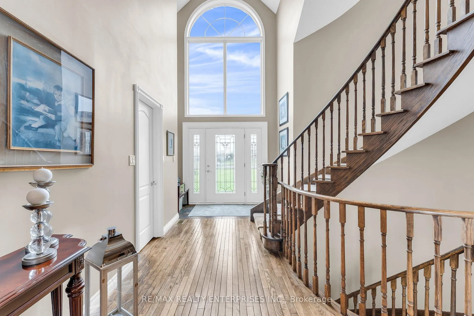 Photo 4 of 767 Mayfield Road, Brampton, Northwest Brampton — HOMEH