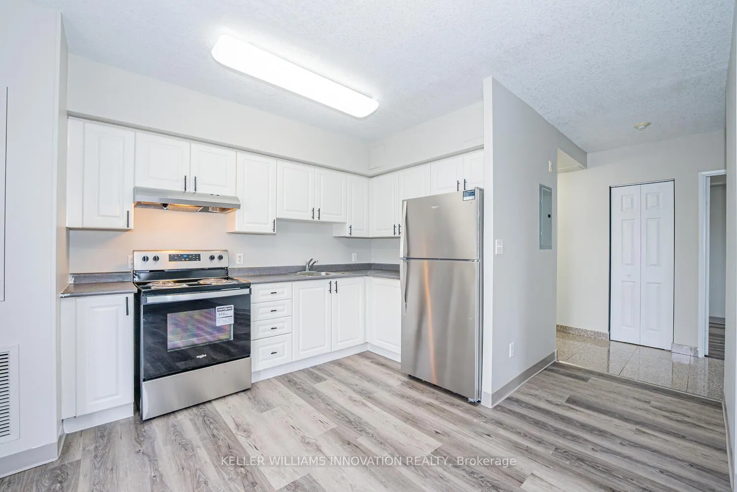 Photo 3 of Unit 803, 274 Erb Street W, Waterloo — HOMEH