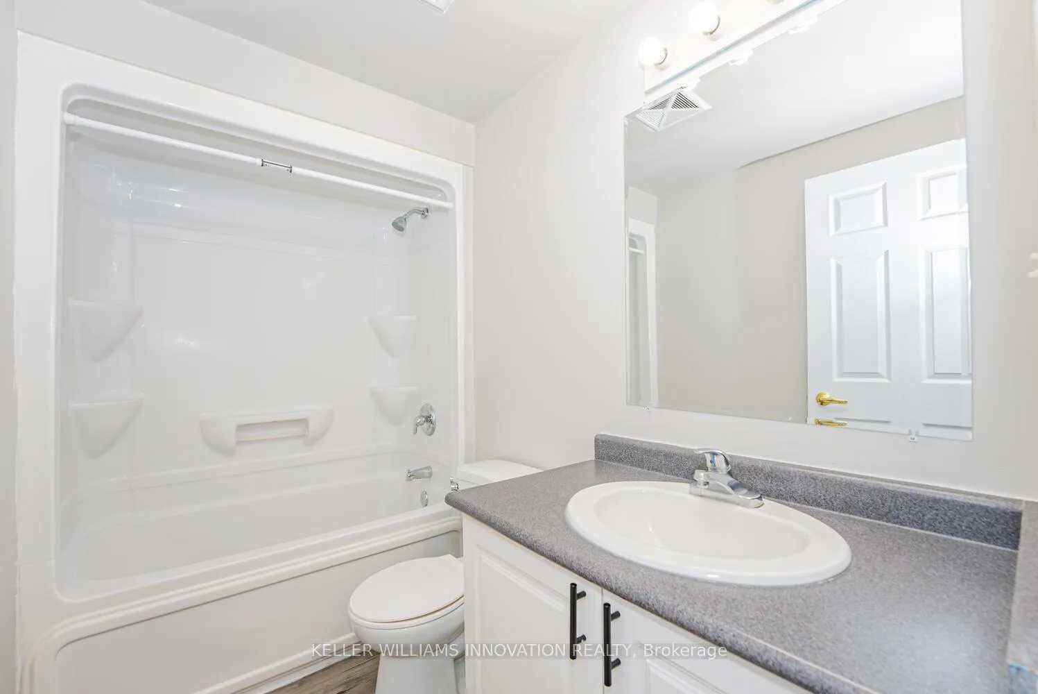 Photo 4 of Unit 803, 274 Erb Street W, Waterloo — HOMEH