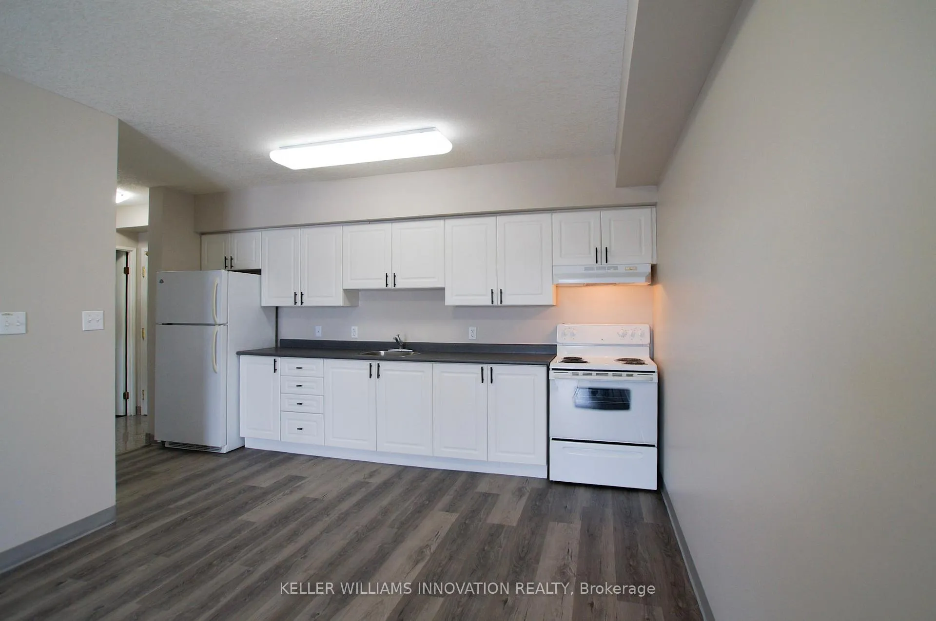 Photo 5 of Unit 803, 274 Erb Street W, Waterloo — HOMEH