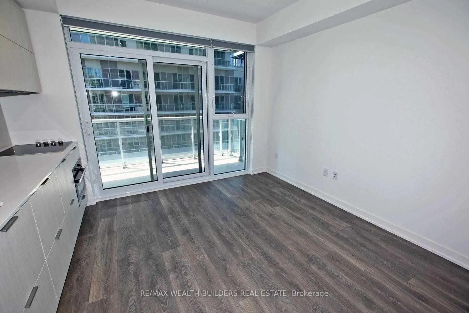 Photo 7 of Unit 913, 20 Richardson Street, Toronto, Waterfront Communities — HOMEH