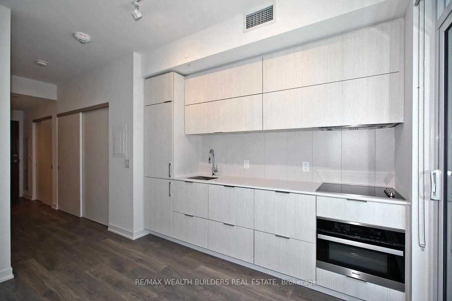 Photo 11 of Unit 913, 20 Richardson Street, Toronto, Waterfront Communities — HOMEH