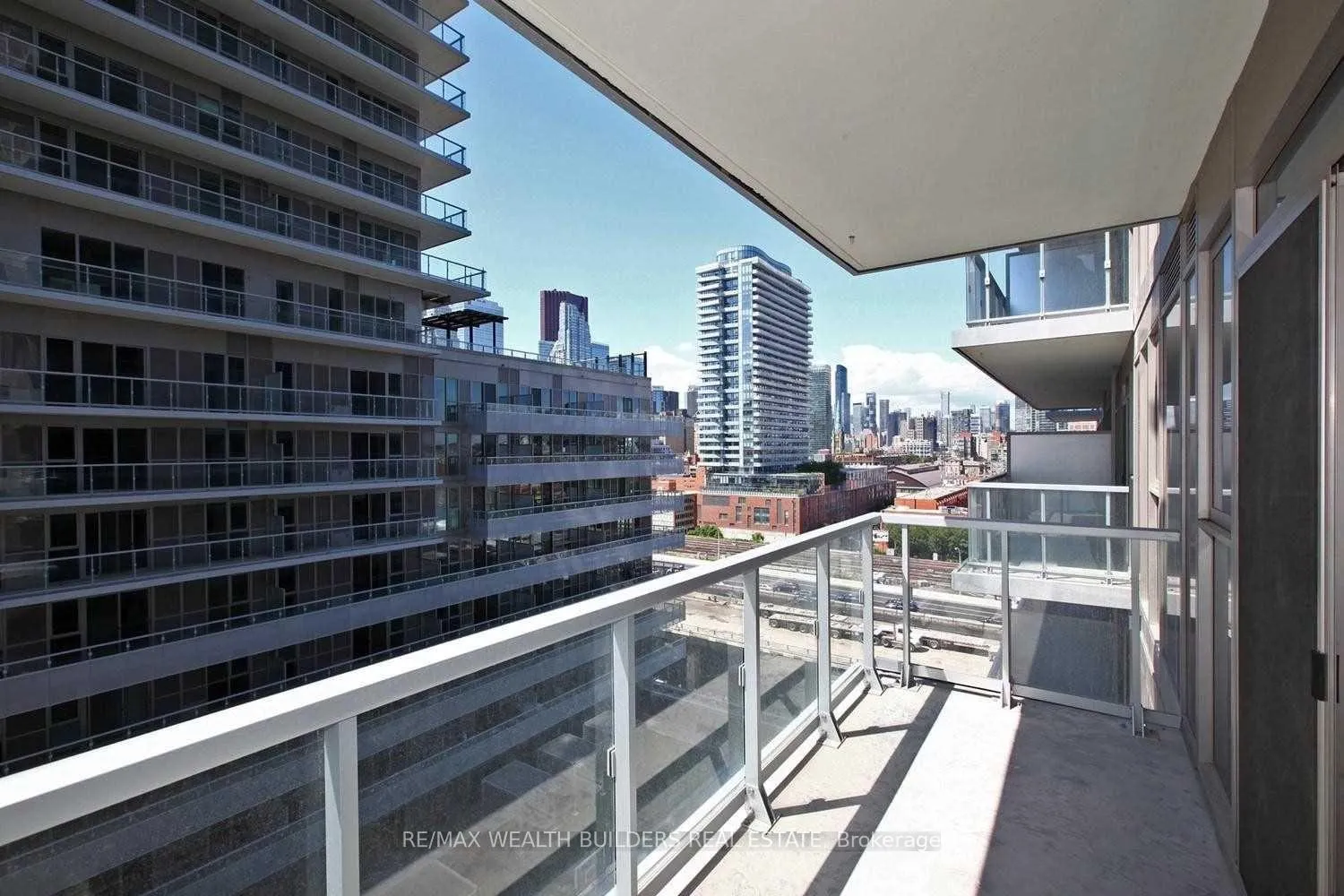 Photo 20 of Unit 913, 20 Richardson Street, Toronto, Waterfront Communities — HOMEH