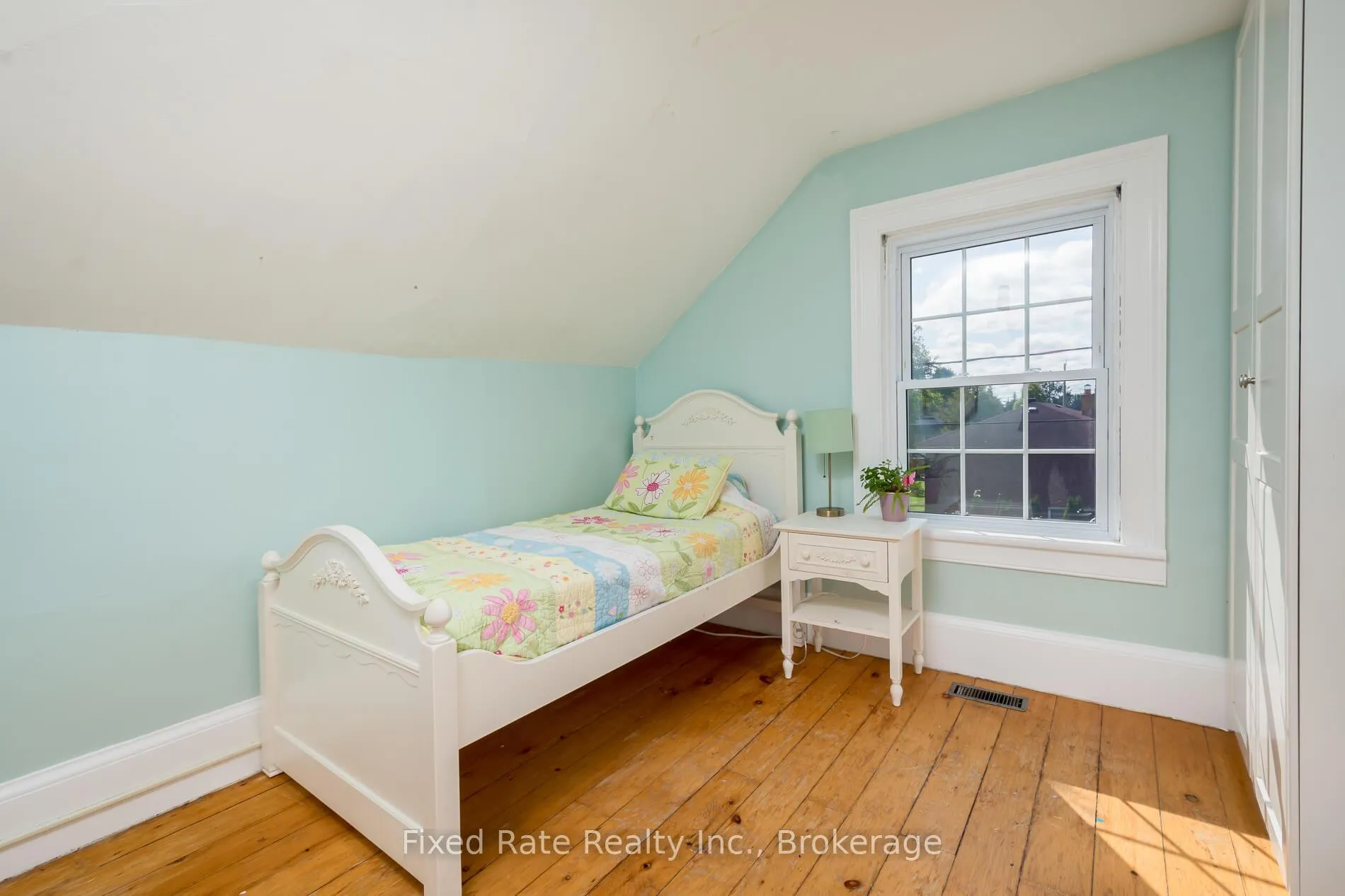 Photo 29 of 22 Parkview Drive, King, Nobleton — HOMEH
