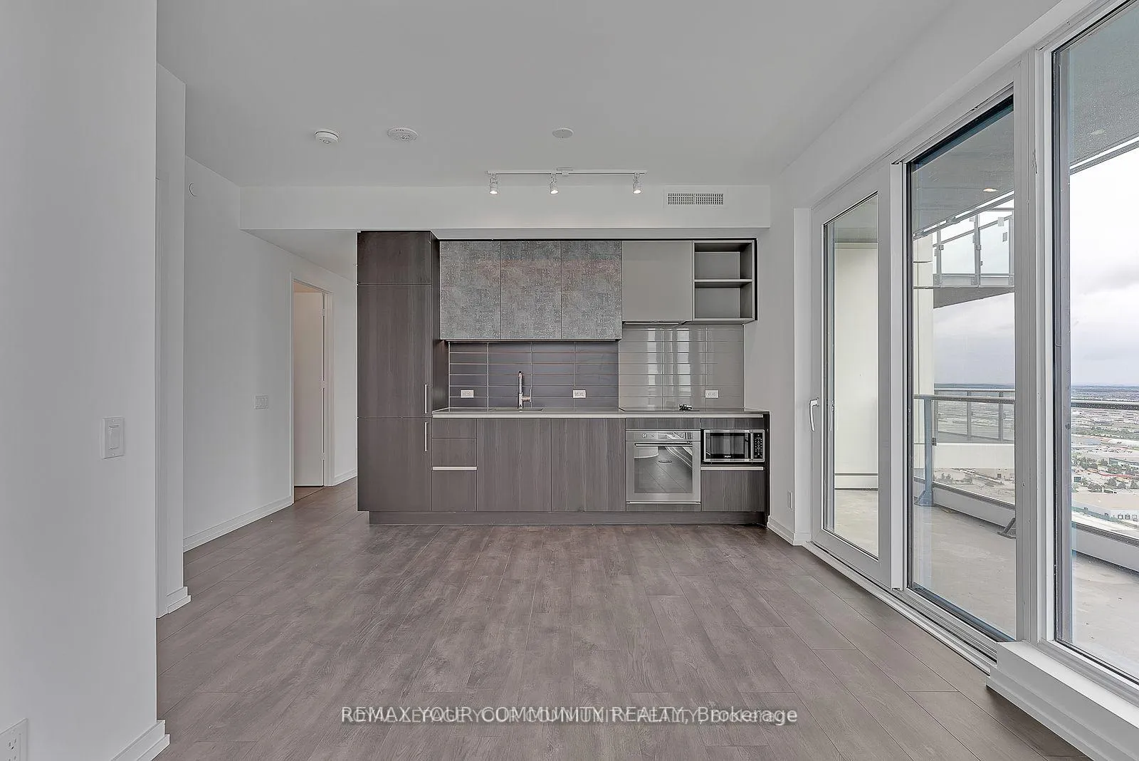 Photo 14 of Unit 4112, 7890 Jane Street, Vaughan, Vaughan Corporate Centre — HOMEH