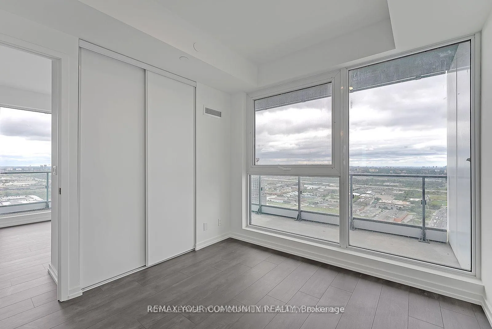 Photo 20 of Unit 4112, 7890 Jane Street, Vaughan, Vaughan Corporate Centre — HOMEH