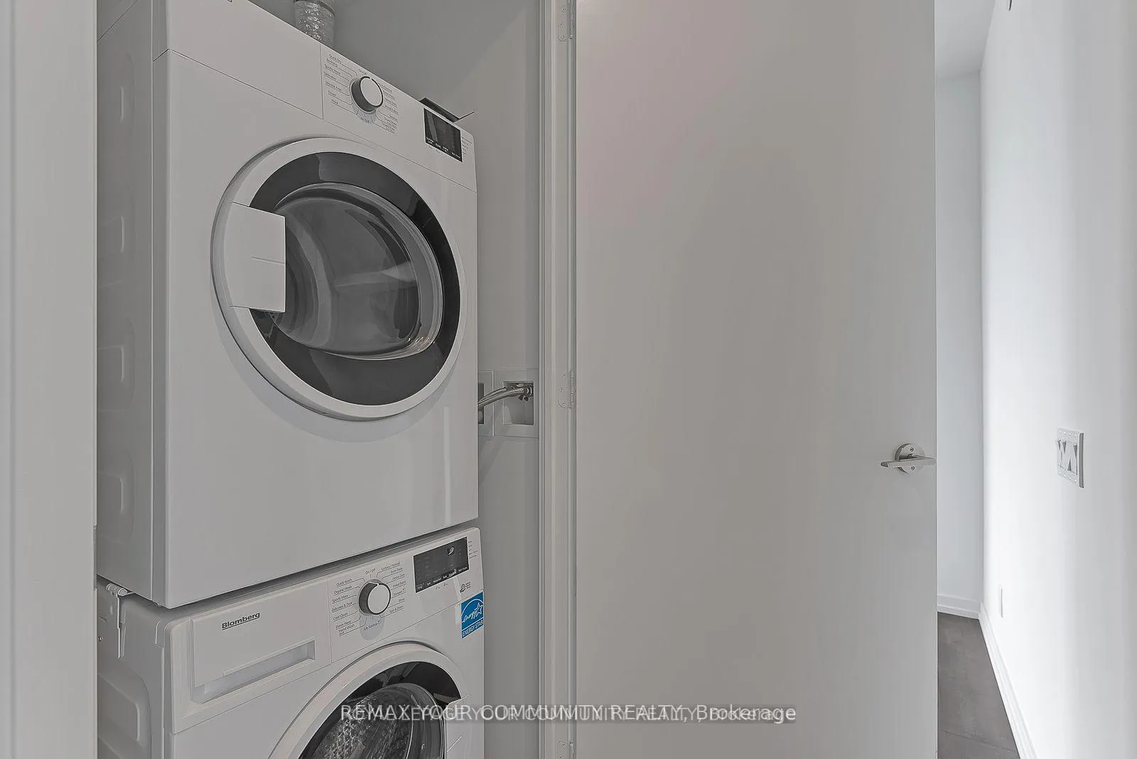 Photo 22 of Unit 4112, 7890 Jane Street, Vaughan, Vaughan Corporate Centre — HOMEH