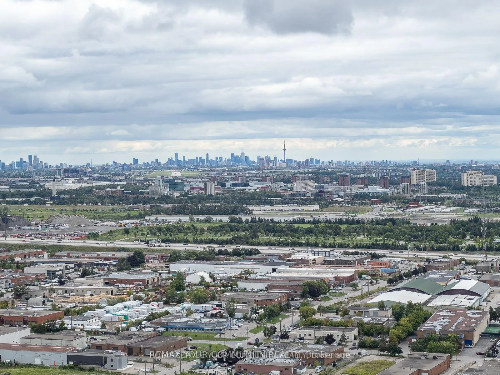 Photo 31 of Unit 4112, 7890 Jane Street, Vaughan, Vaughan Corporate Centre — HOMEH