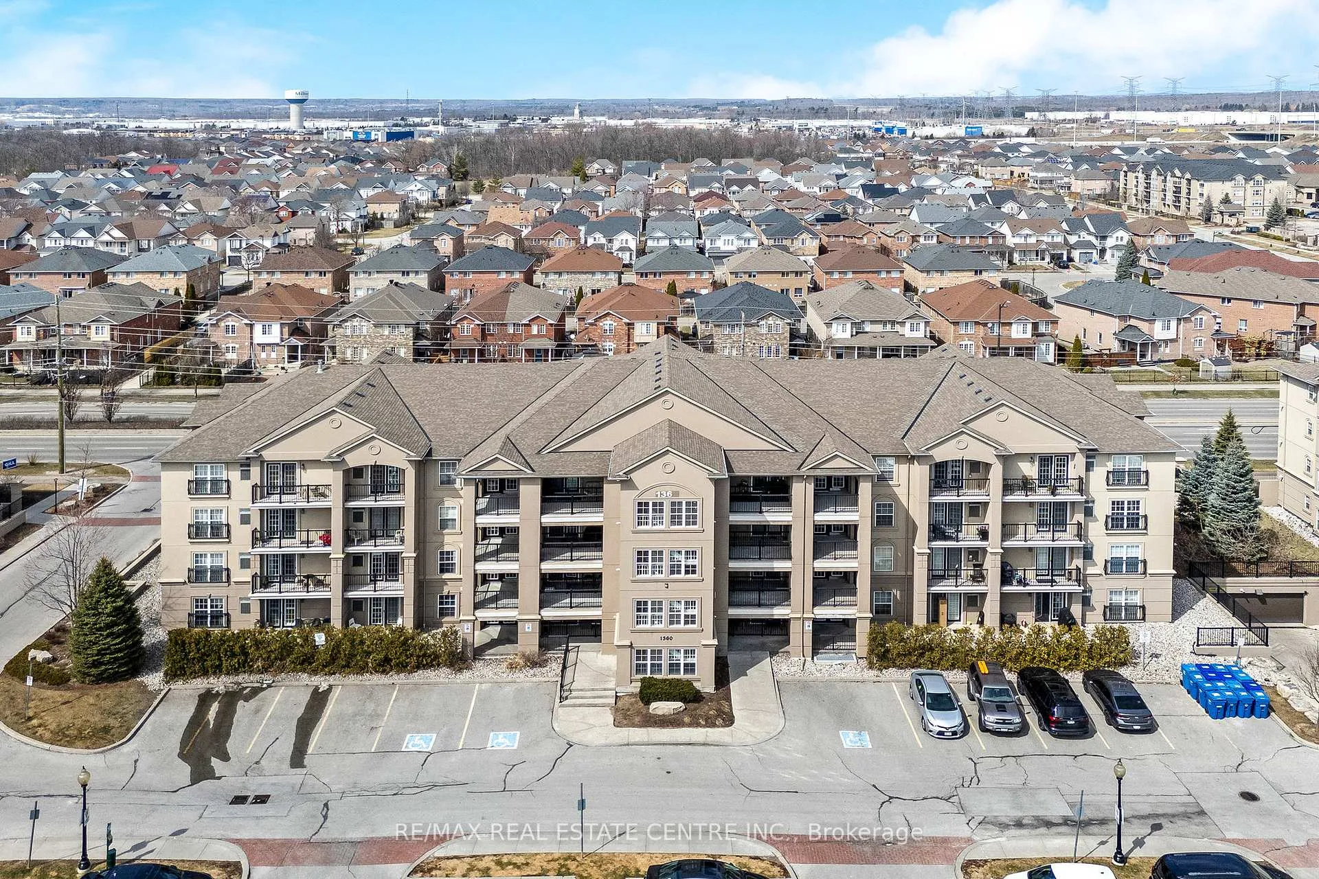 Front of Unit 304, 1360 Main Street E