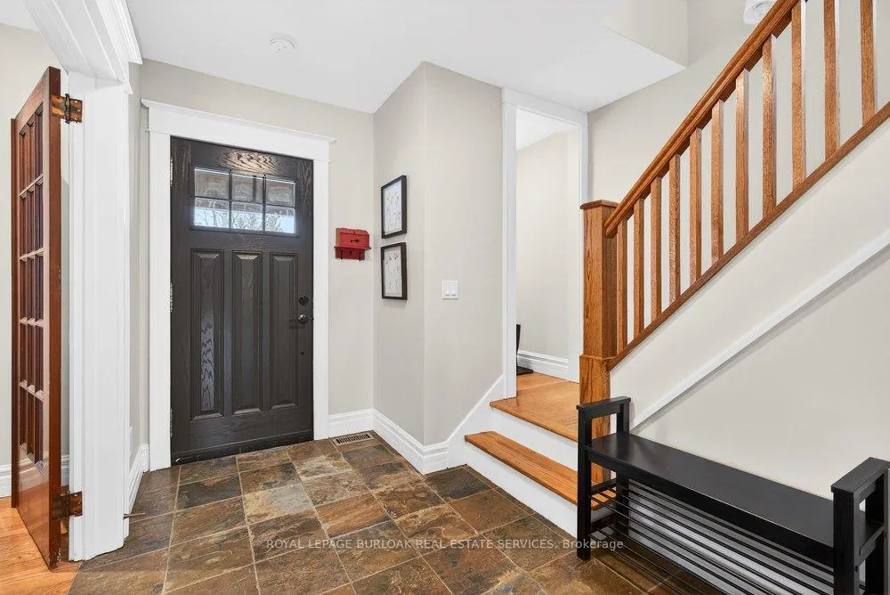 Photo 5 of 494 Martha Street, Burlington, Brant — HOMEH
