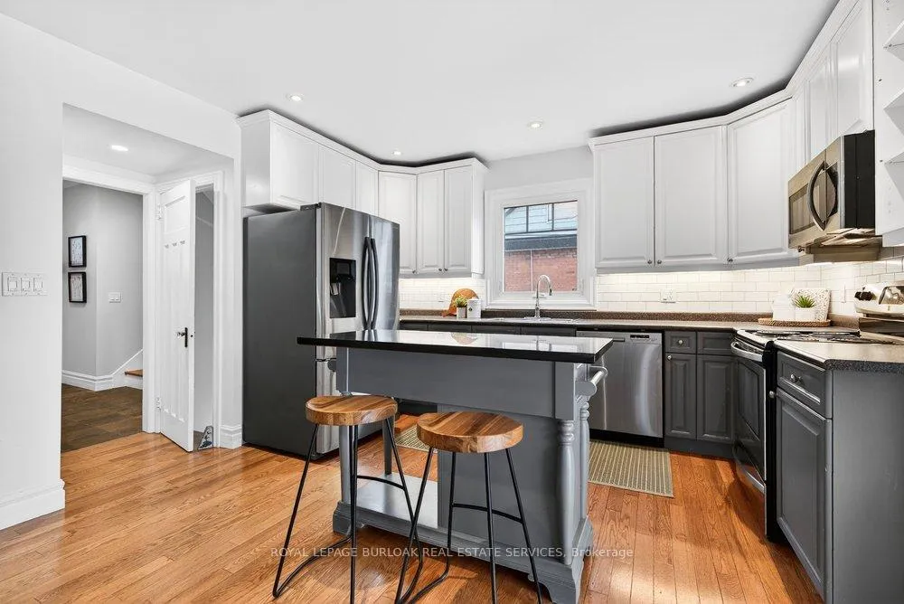 Photo 13 of 494 Martha Street, Burlington, Brant — HOMEH