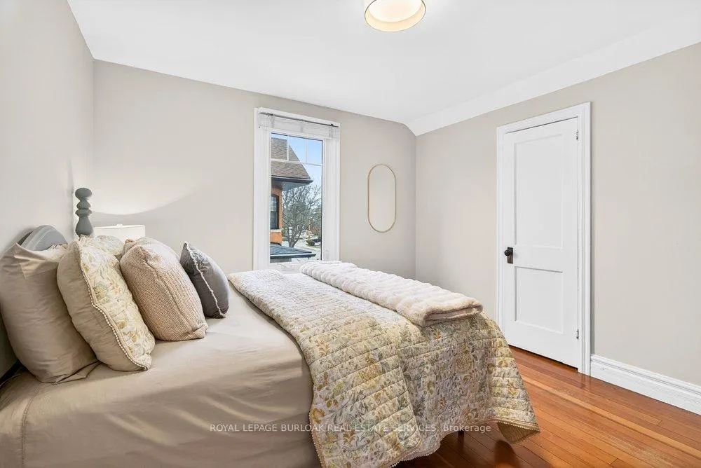 Photo 25 of 494 Martha Street, Burlington, Brant — HOMEH