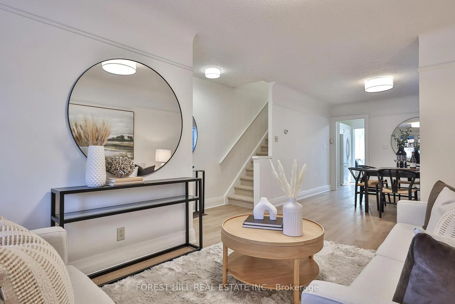 Photo 5 of 33 Glengarry Avenue, Toronto, Lawrence Park North — HOMEH