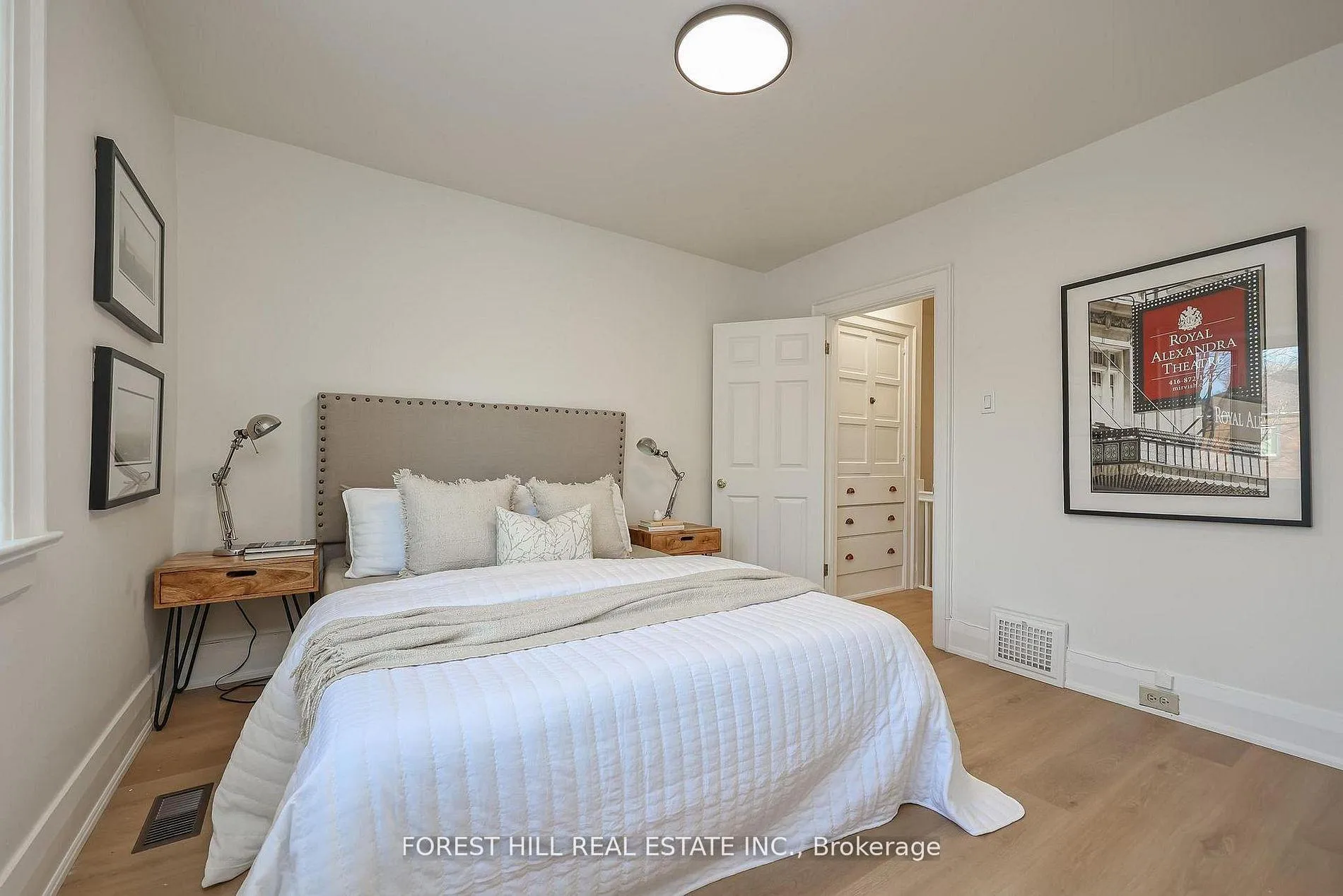 Photo 17 of 33 Glengarry Avenue, Toronto, Lawrence Park North — HOMEH