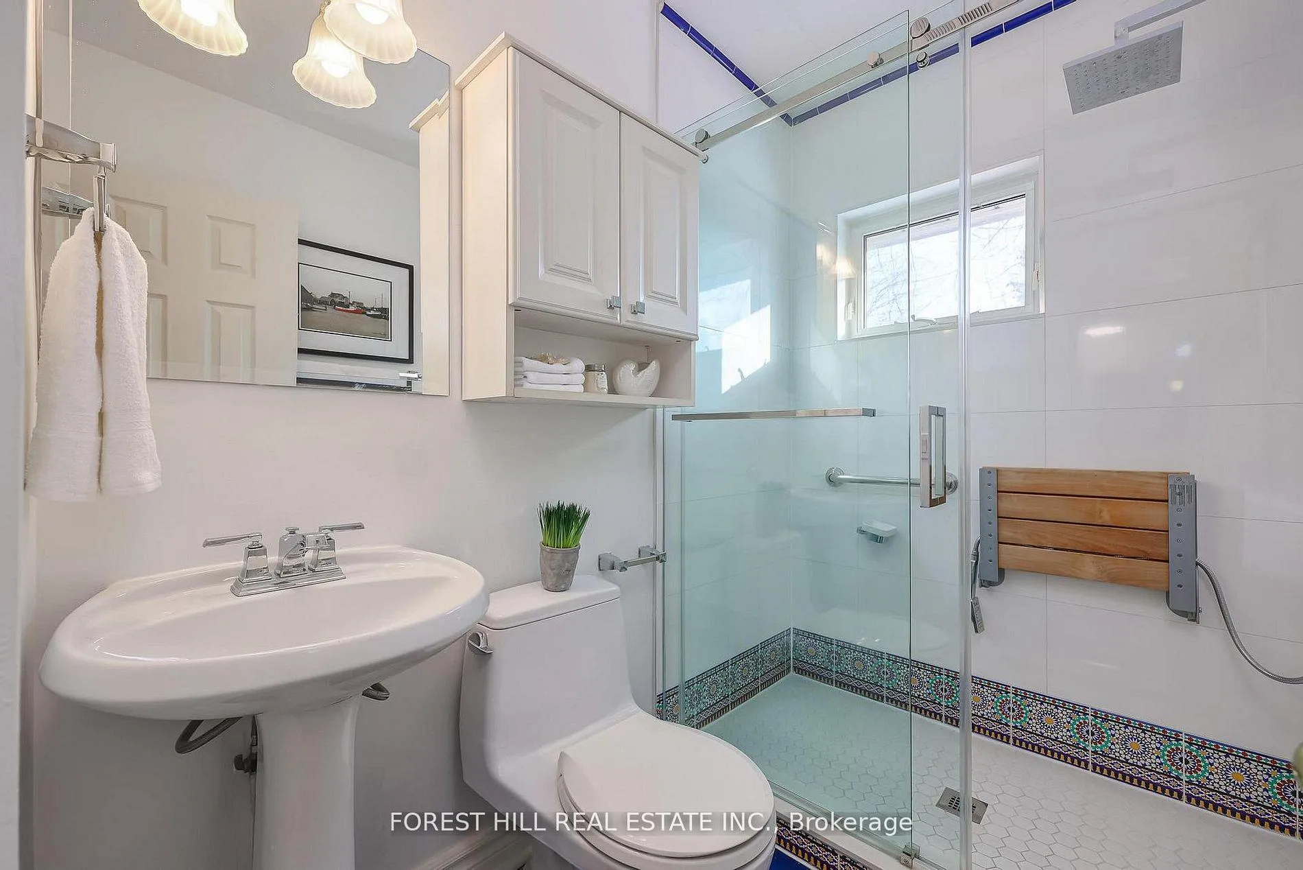 Photo 18 of 33 Glengarry Avenue, Toronto, Lawrence Park North — HOMEH