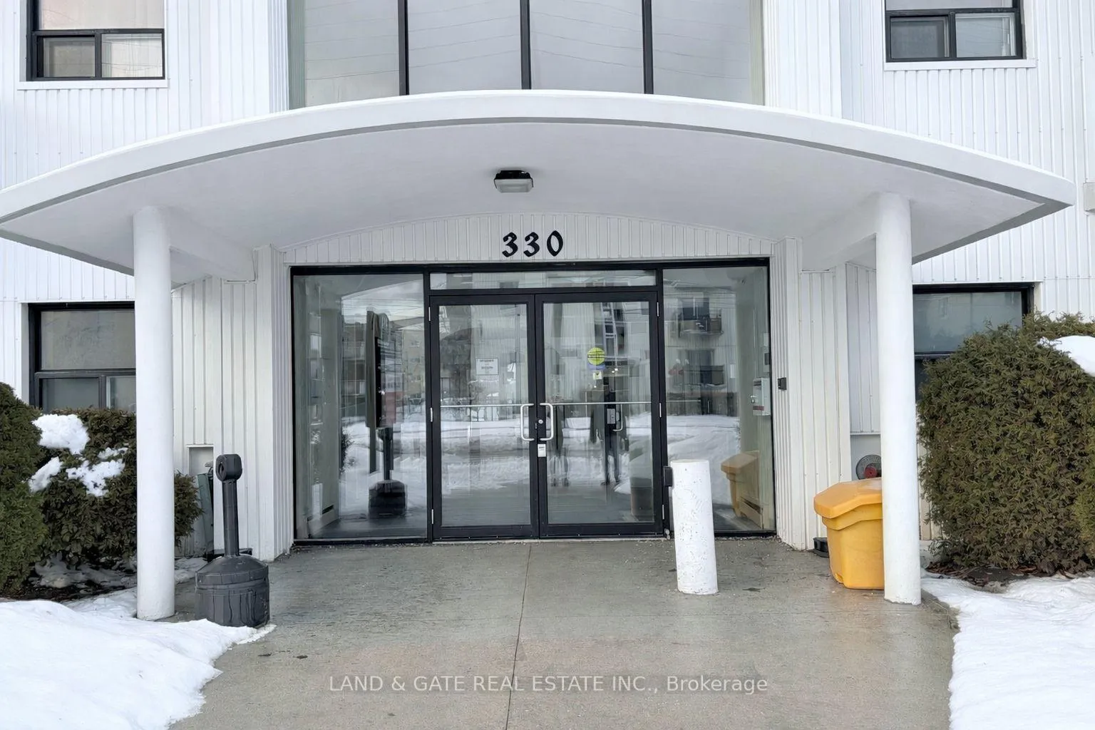 Photo 10 of Unit 111, 330 Gibb Street, Oshawa, Vanier — HOMEH