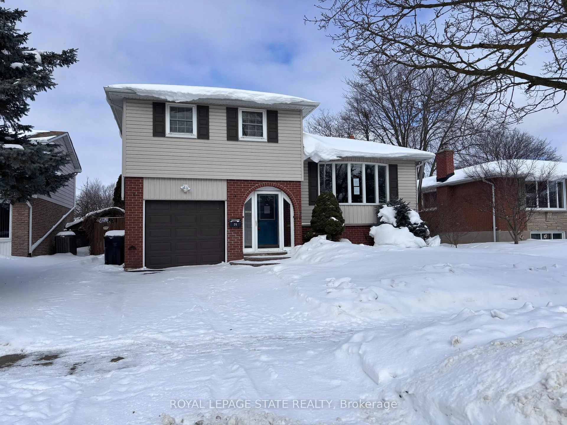 Photo 1 of 76 Ramblewood Way, Kitchener, Forest Heights — HOMEH