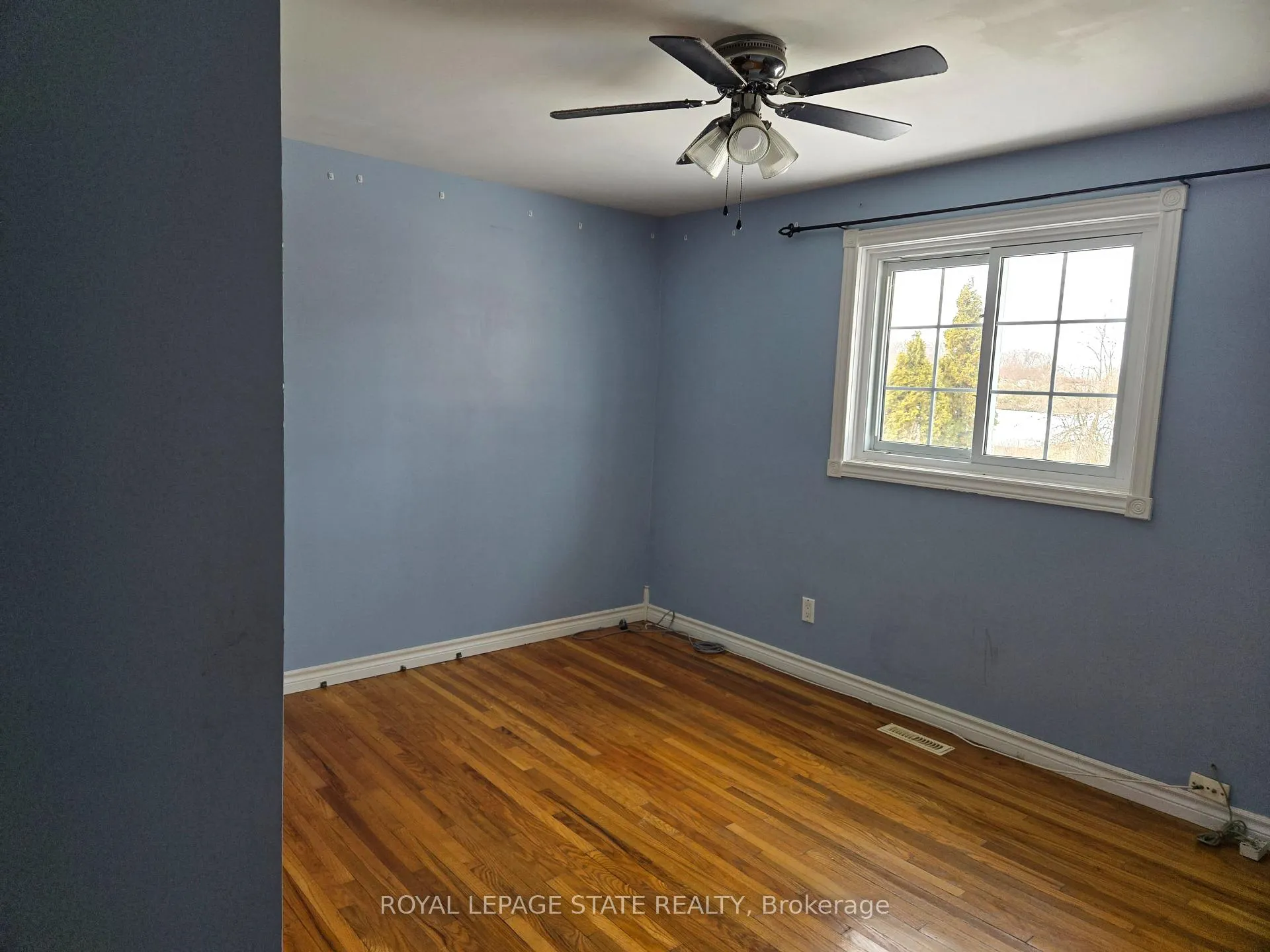 Photo 9 of 76 Ramblewood Way, Kitchener, Forest Heights — HOMEH