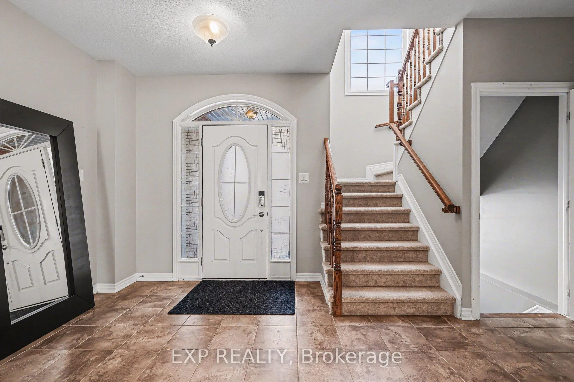 Photo 2 of 90 Switch Grass Crescent, Ottawa, Barrhaven - Half Moon Bay — HOMEH