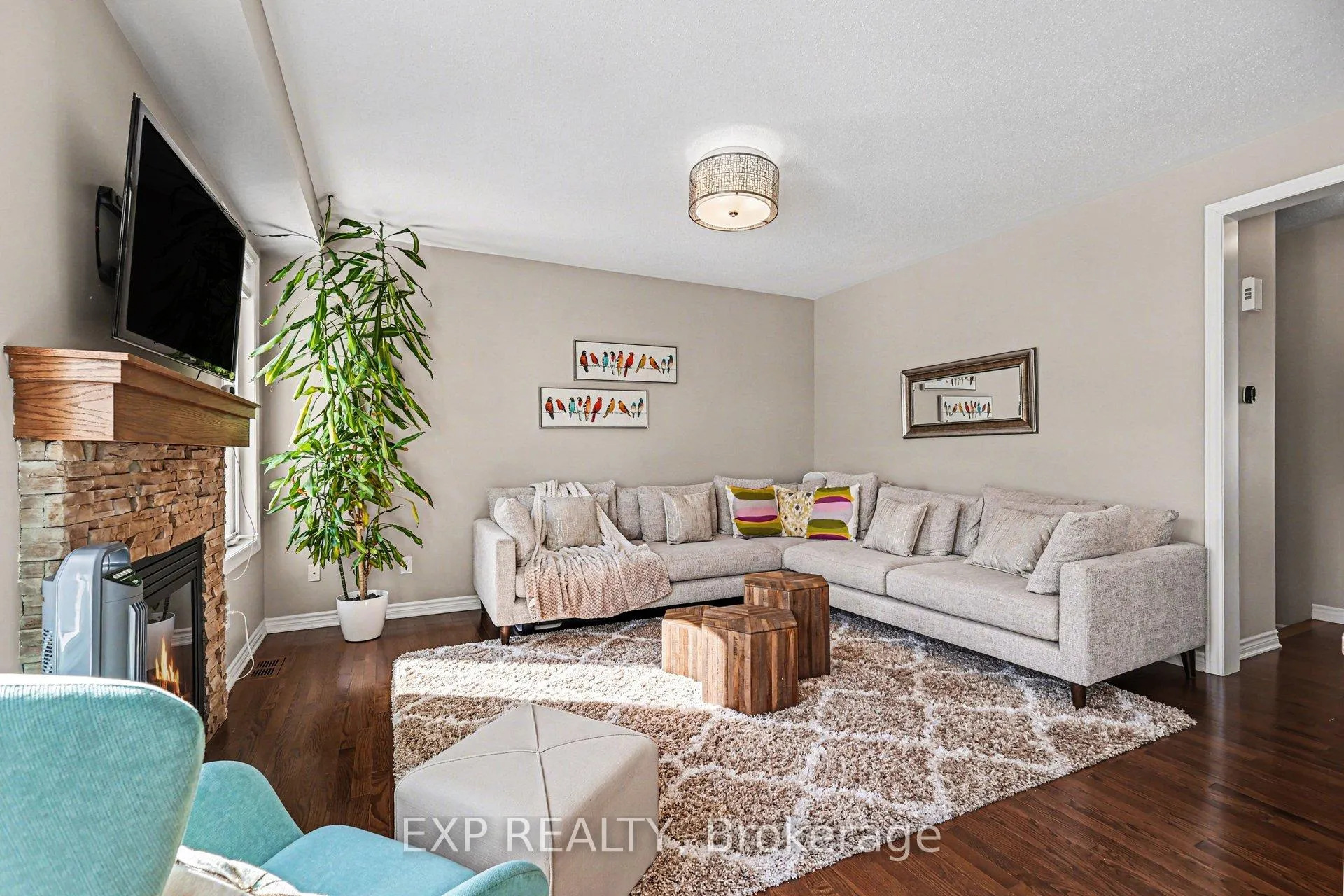 Photo 13 of 90 Switch Grass Crescent, Ottawa, Barrhaven - Half Moon Bay — HOMEH