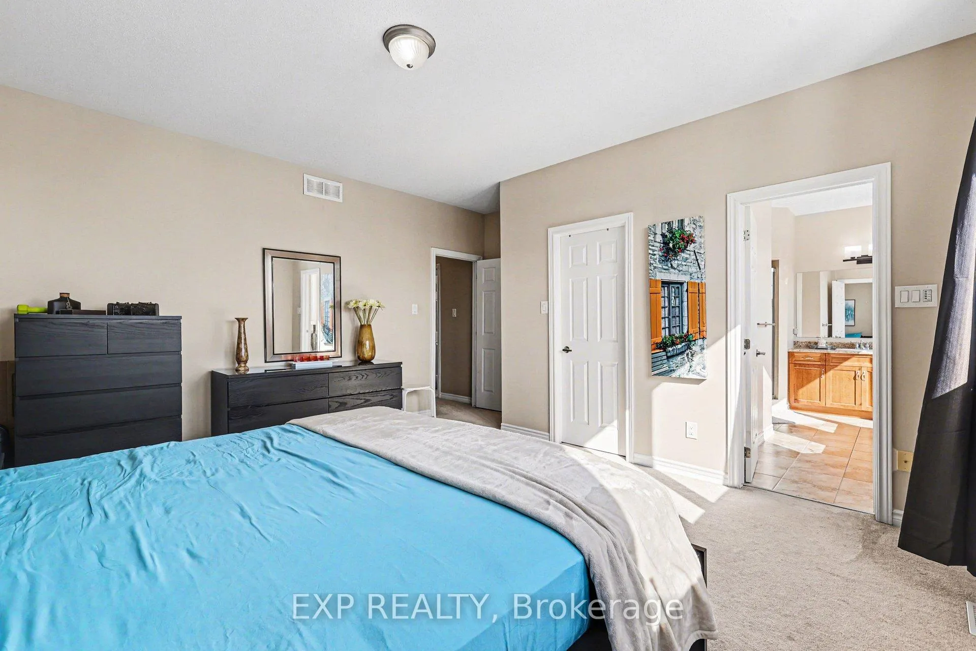 Photo 17 of 90 Switch Grass Crescent, Ottawa, Barrhaven - Half Moon Bay — HOMEH