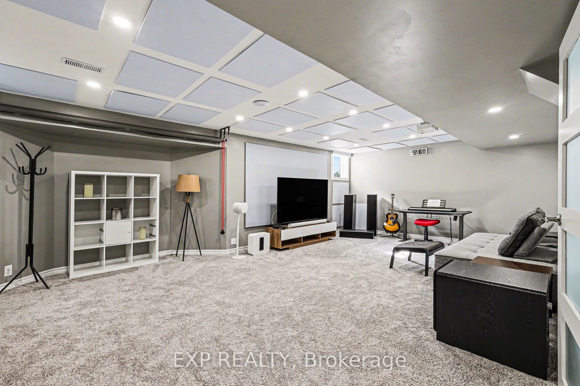 Photo 27 of 90 Switch Grass Crescent, Ottawa, Barrhaven - Half Moon Bay — HOMEH