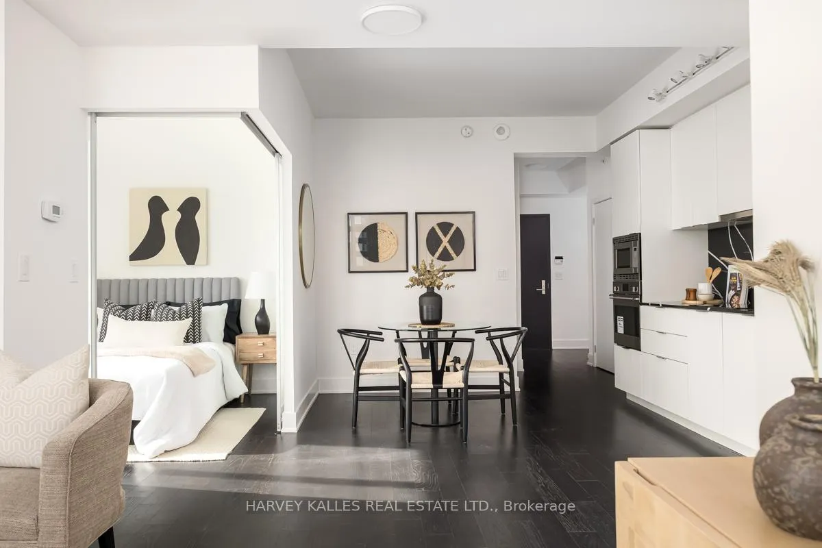 Photo 6 of Unit 3104, 955 Bay Street, Toronto, Bay Street Corridor — HOMEH