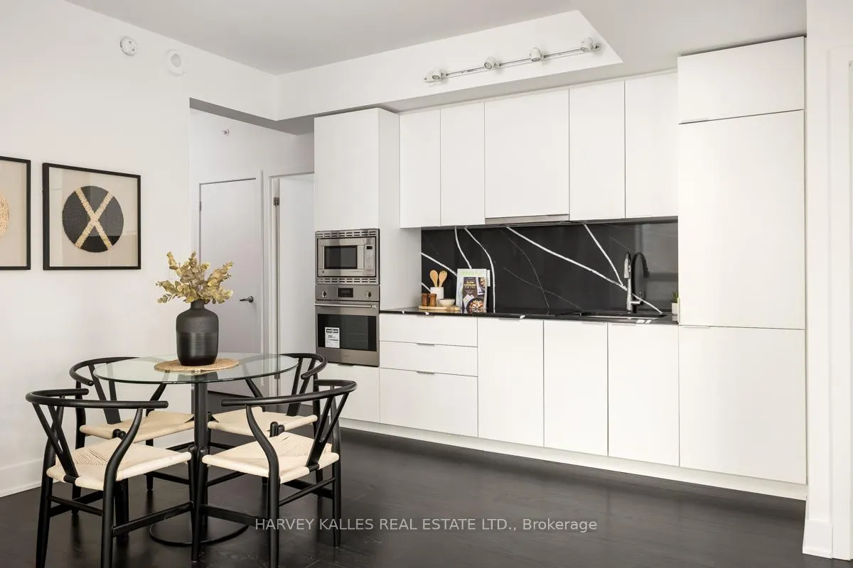 Photo 7 of Unit 3104, 955 Bay Street, Toronto, Bay Street Corridor — HOMEH