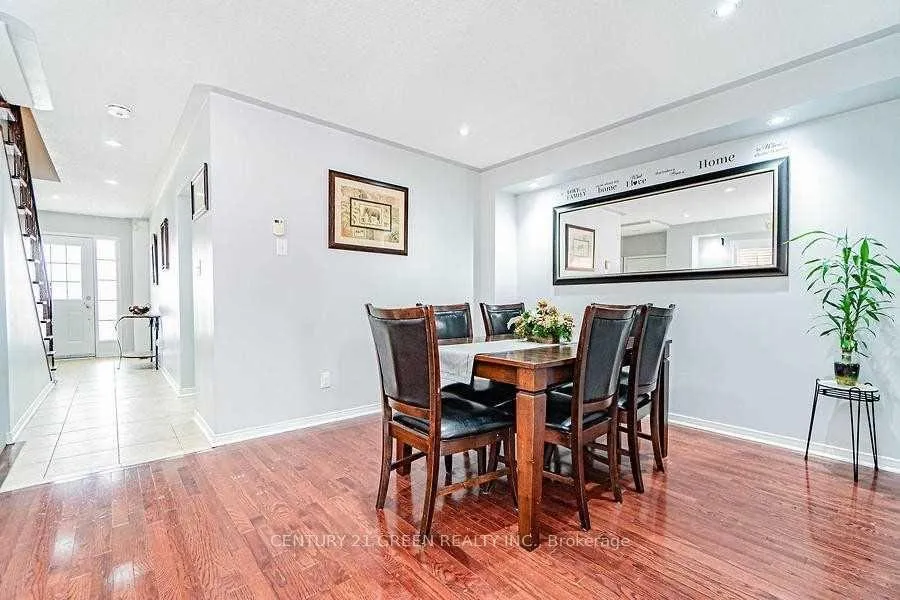 Photo 8 of Unit Upper, 9 Galtee Road, Brampton, Credit Valley — HOMEH