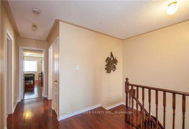 Photo 11 of Unit Upper, 9 Galtee Road, Brampton, Credit Valley — HOMEH