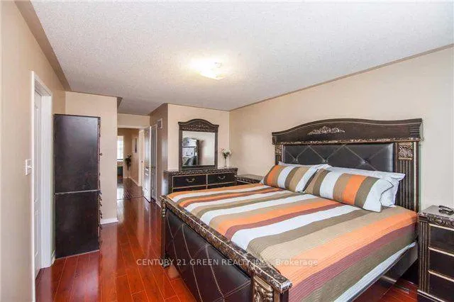 Photo 12 of Unit Upper, 9 Galtee Road, Brampton, Credit Valley — HOMEH