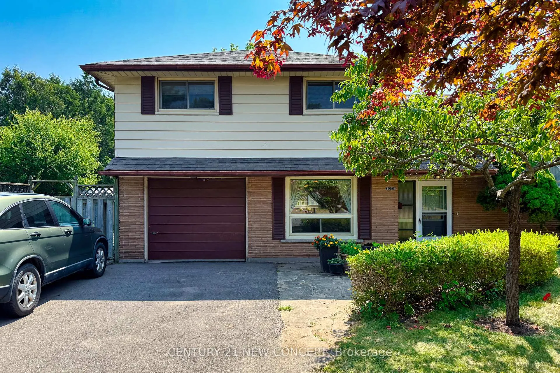 Photo 2 of 3028 Eva Drive, Burlington, Roseland — HOMEH