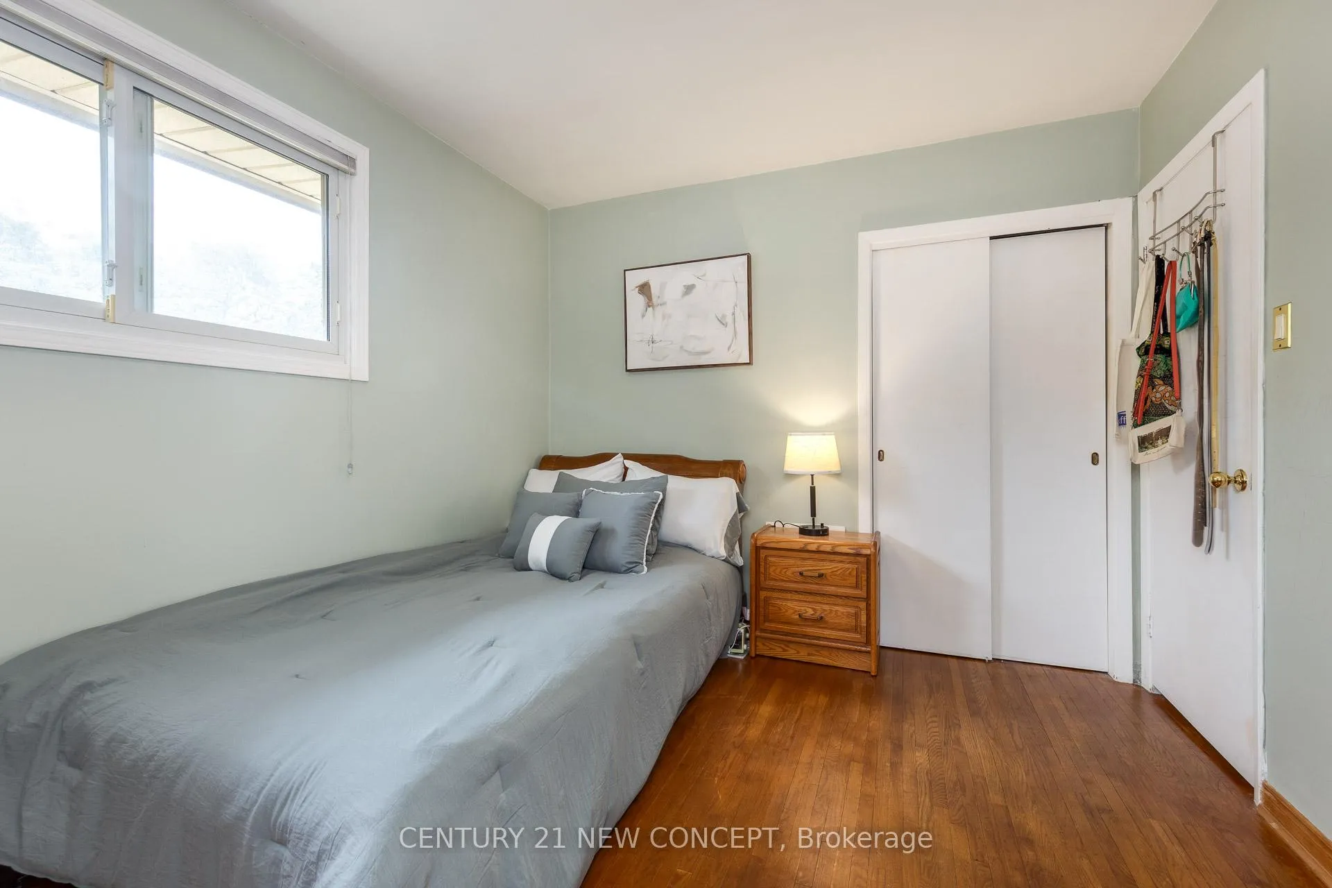 Photo 20 of 3028 Eva Drive, Burlington, Roseland — HOMEH