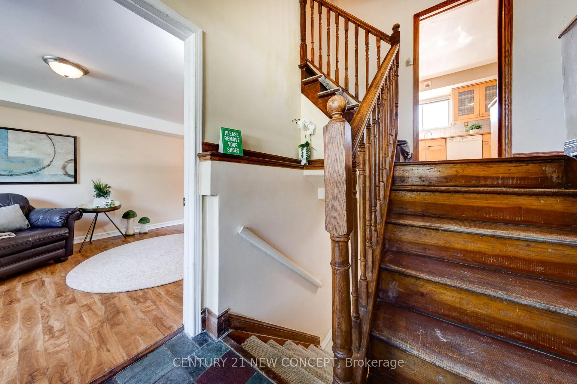 Photo 22 of 3028 Eva Drive, Burlington, Roseland — HOMEH