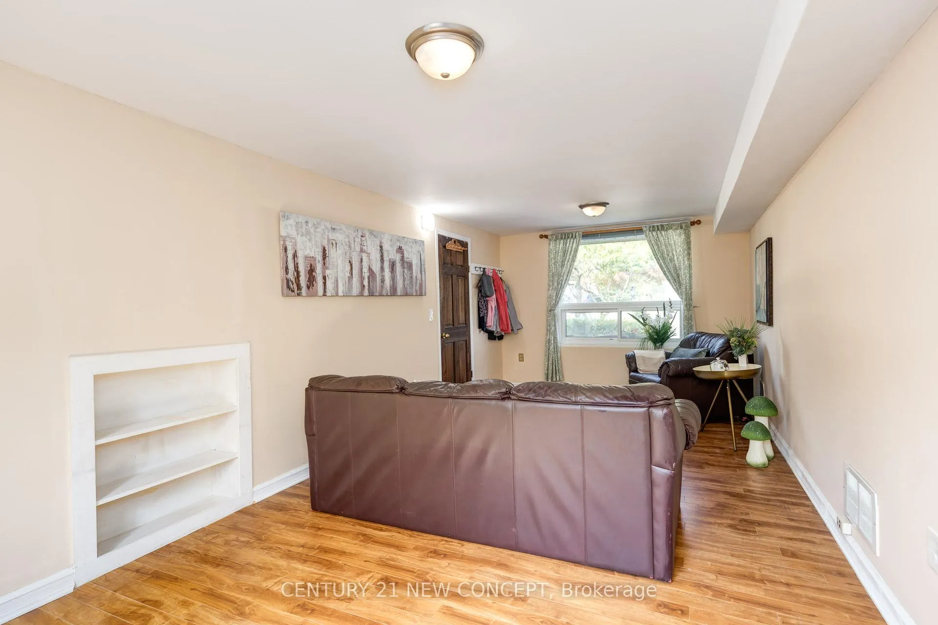 Photo 26 of 3028 Eva Drive, Burlington, Roseland — HOMEH
