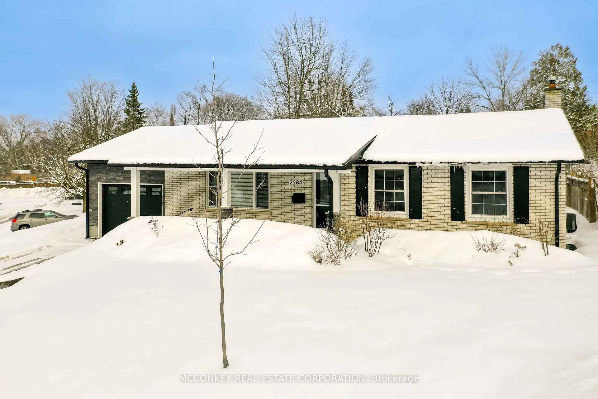 Photo 2 of 2584 Bensfort Road, Peterborough, Ashburnham Ward 4 — HOMEH