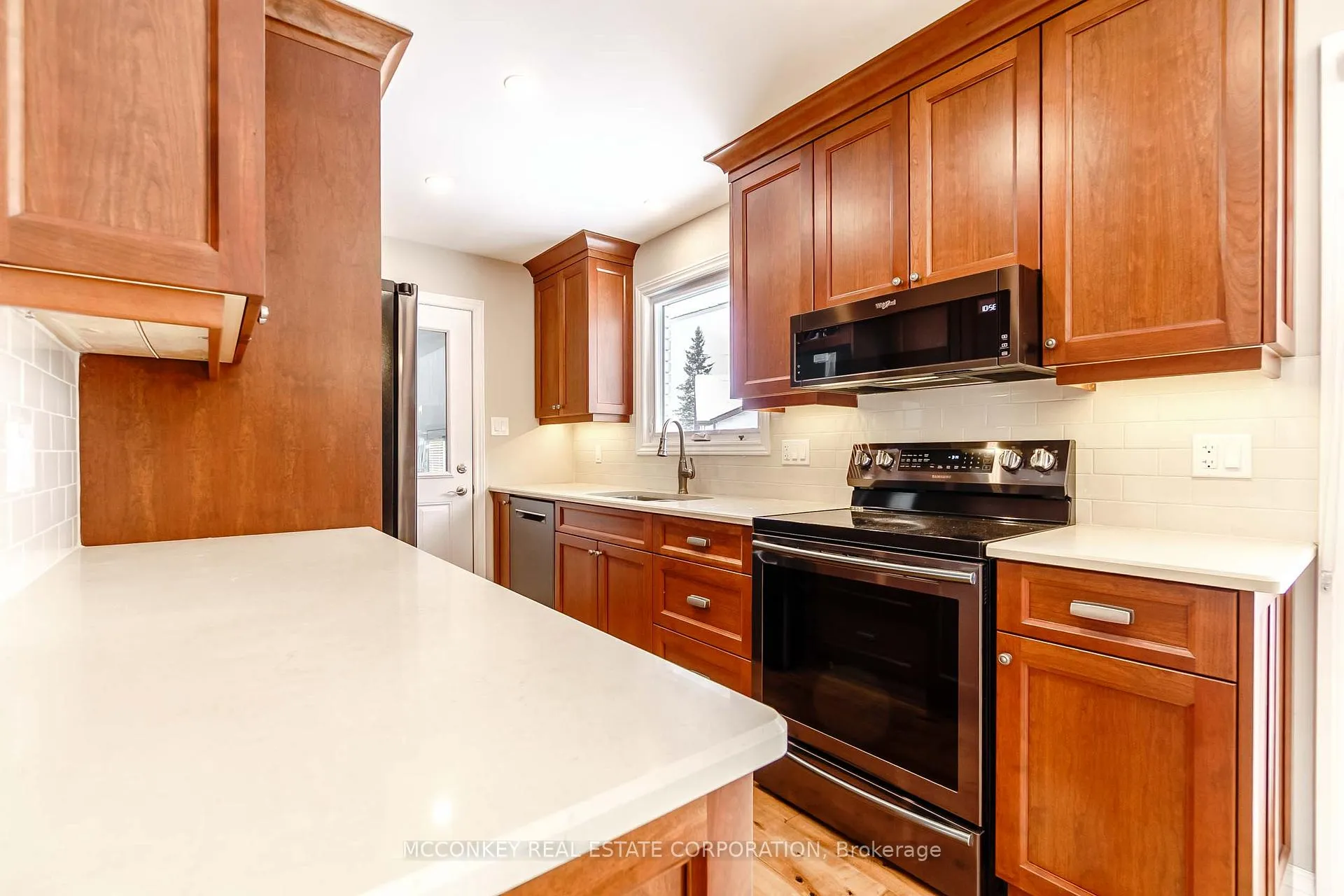 Photo 14 of 2584 Bensfort Road, Peterborough, Ashburnham Ward 4 — HOMEH