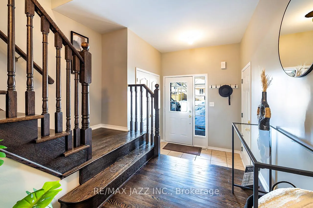 Photo 3 of 25 Summerside Avenue, Whitby, Taunton North — HOMEH