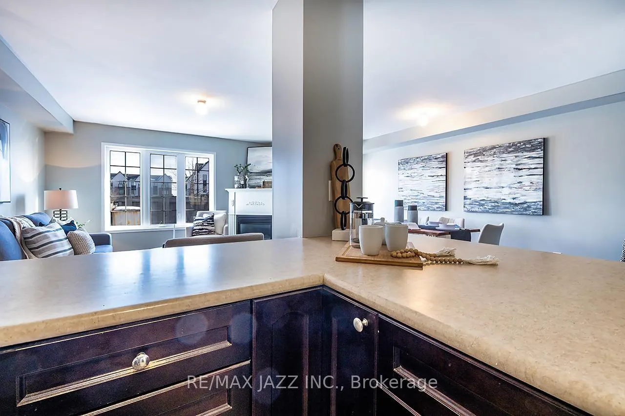 Photo 7 of 25 Summerside Avenue, Whitby, Taunton North — HOMEH